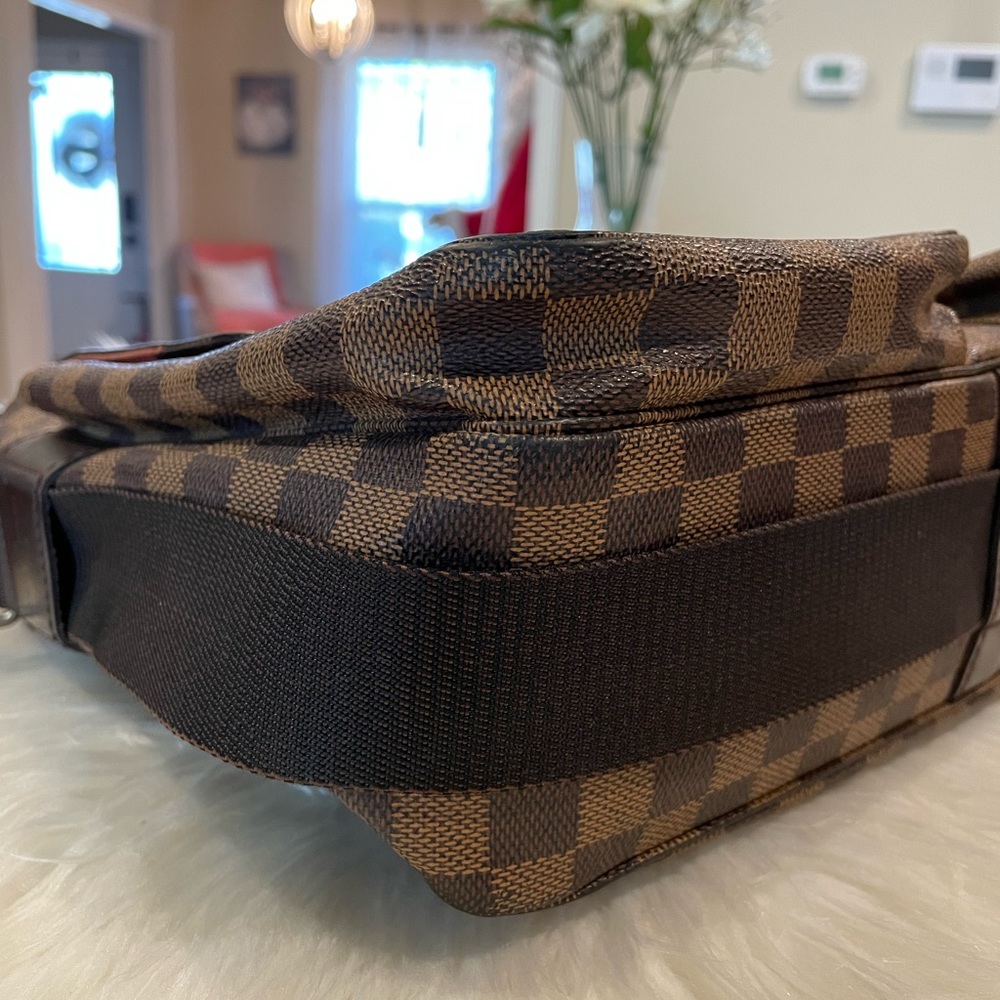 Louis Vuitton Brown Damier Messenger Laptop Bag with Dark Brown Trim - Picture 9 of 13